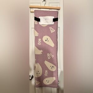 Goblin & Ghoul Oversized Throw Blanket - Purple with White Ghosts - 50” x 70”